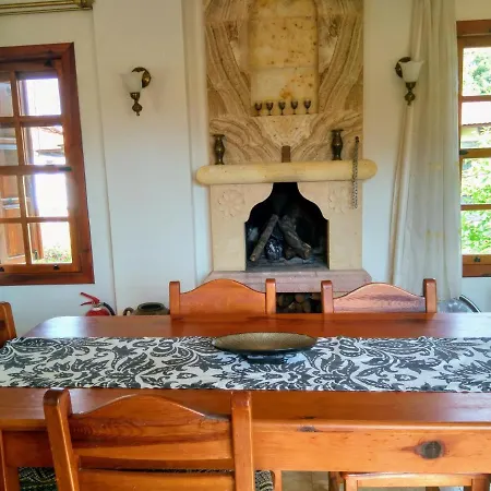 Villa Jumali House *